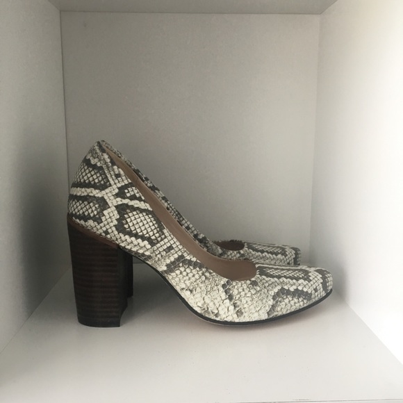 clarks heels - Picture 1 of 5